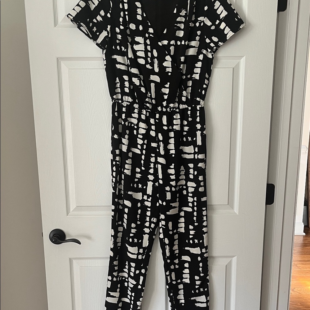 Halston Heritage Black and White Patterned Jumpsuit